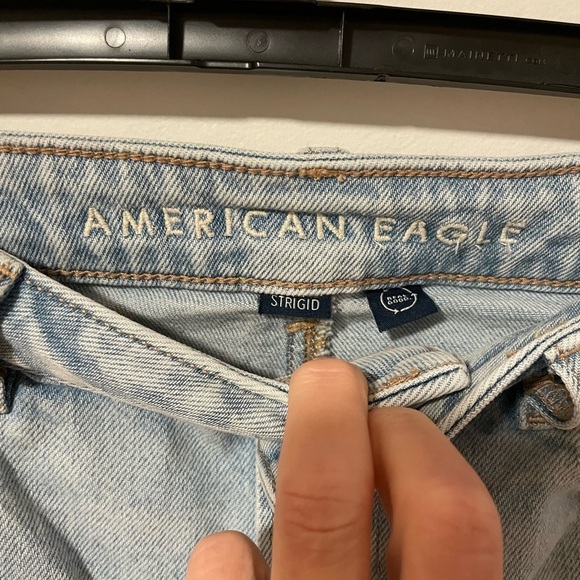 American Eagle Strigid Mom Jeans Women’s 2 - Picture 2 of 6